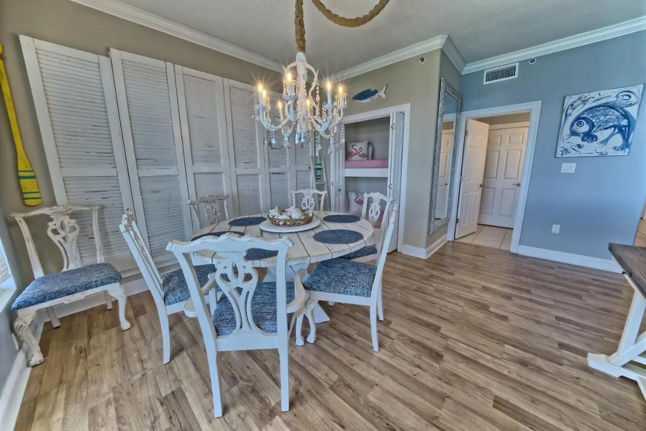 Lägenhet Cozy Oceanfront Condo With Beachside Pool - Unit 1602 Panama City Beach