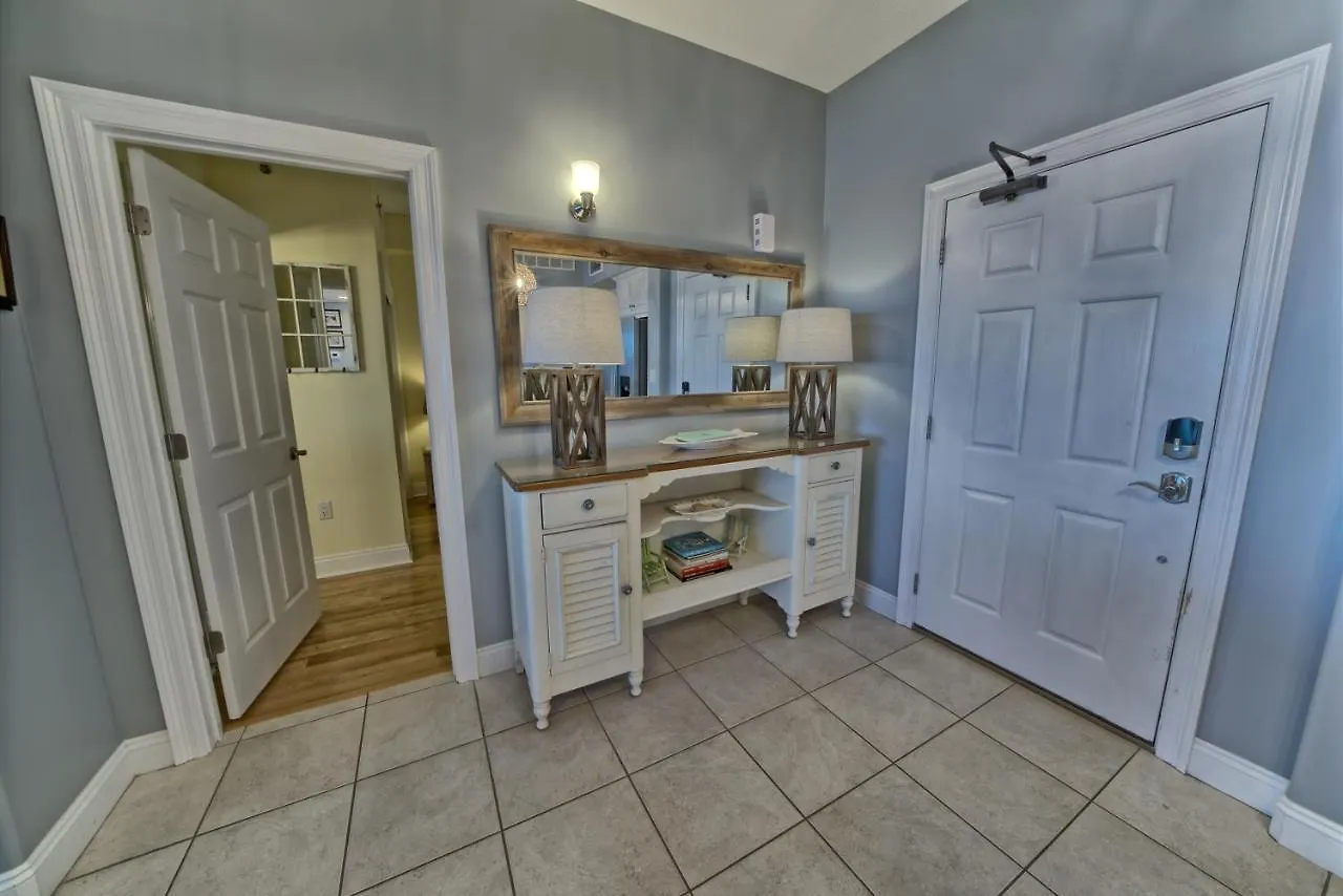 Cozy Oceanfront Condo With Beachside Pool - Unit 1602 Panama City Beach Lägenhet