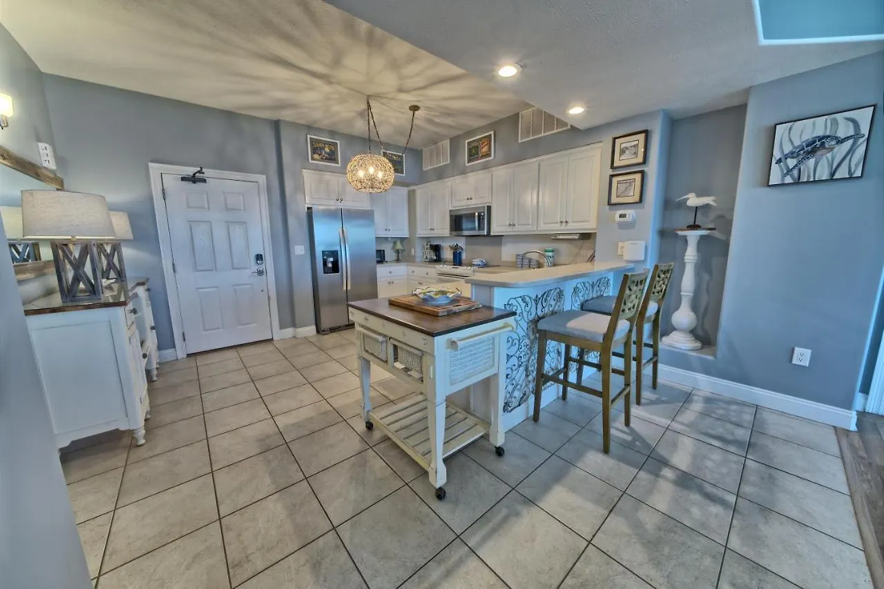 Cozy Oceanfront Condo With Beachside Pool - Unit 1602 Panama City Beach